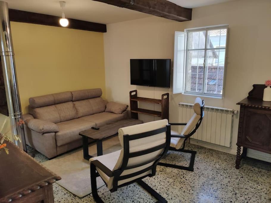 Casa Carmina: Casa Para Pequenos Grupos En El Corazon De Galicia O Irixo Екстериор снимка
